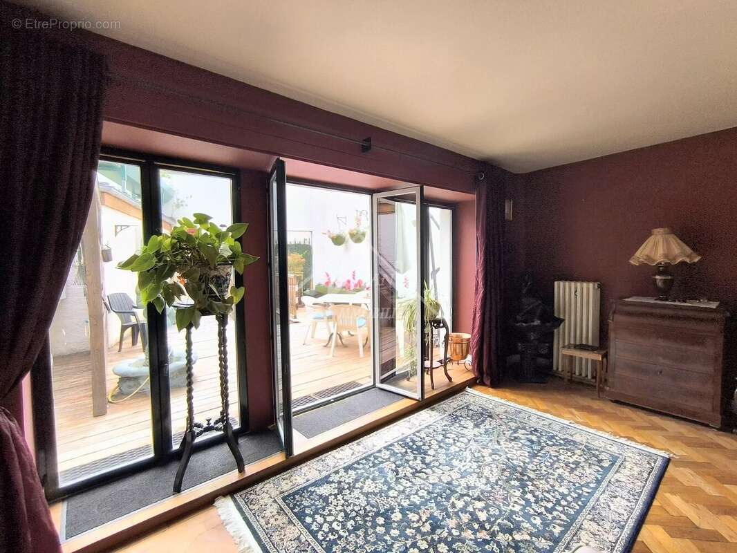 Maison à MONTAIGUT