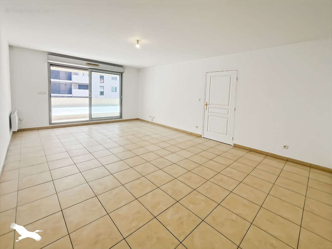 Appartement à MARSEILLE-2E