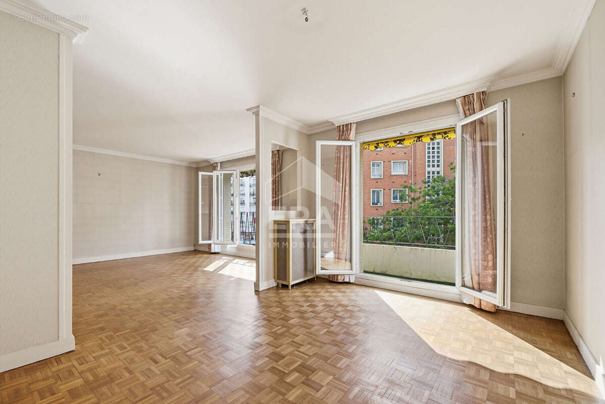 Appartement à PARIS-12E