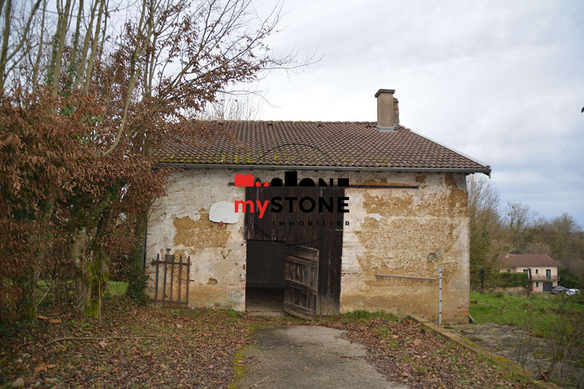 Maison à CHATILLON-SUR-CHALARONNE