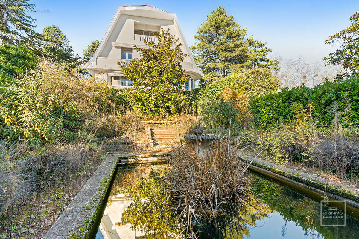 Maison à SAINT-DIDIER-AU-MONT-D'OR