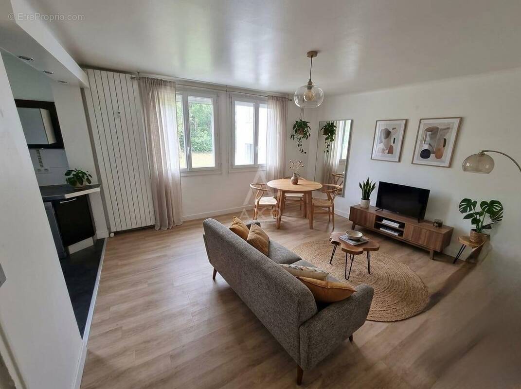 Appartement à SAINT-SEBASTIEN-SUR-LOIRE
