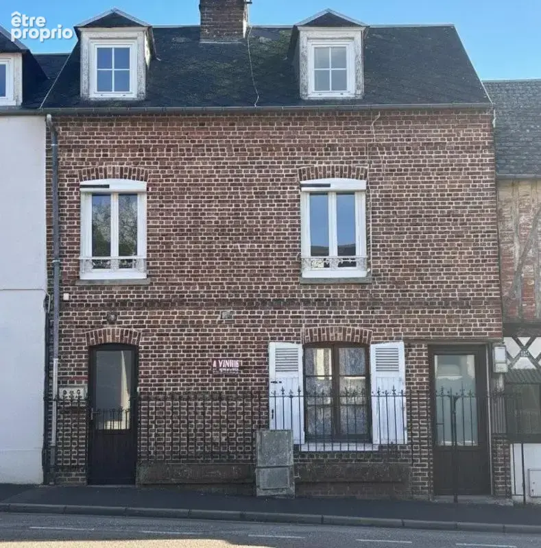 Maison à MENNEVAL
