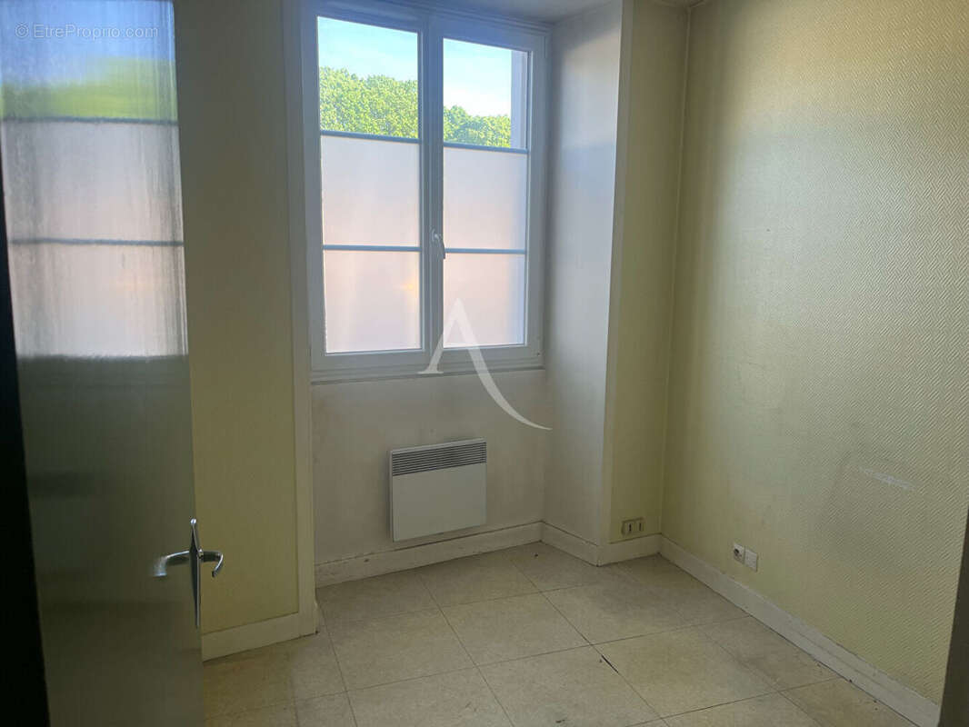 Commerce à ROCHEFORT