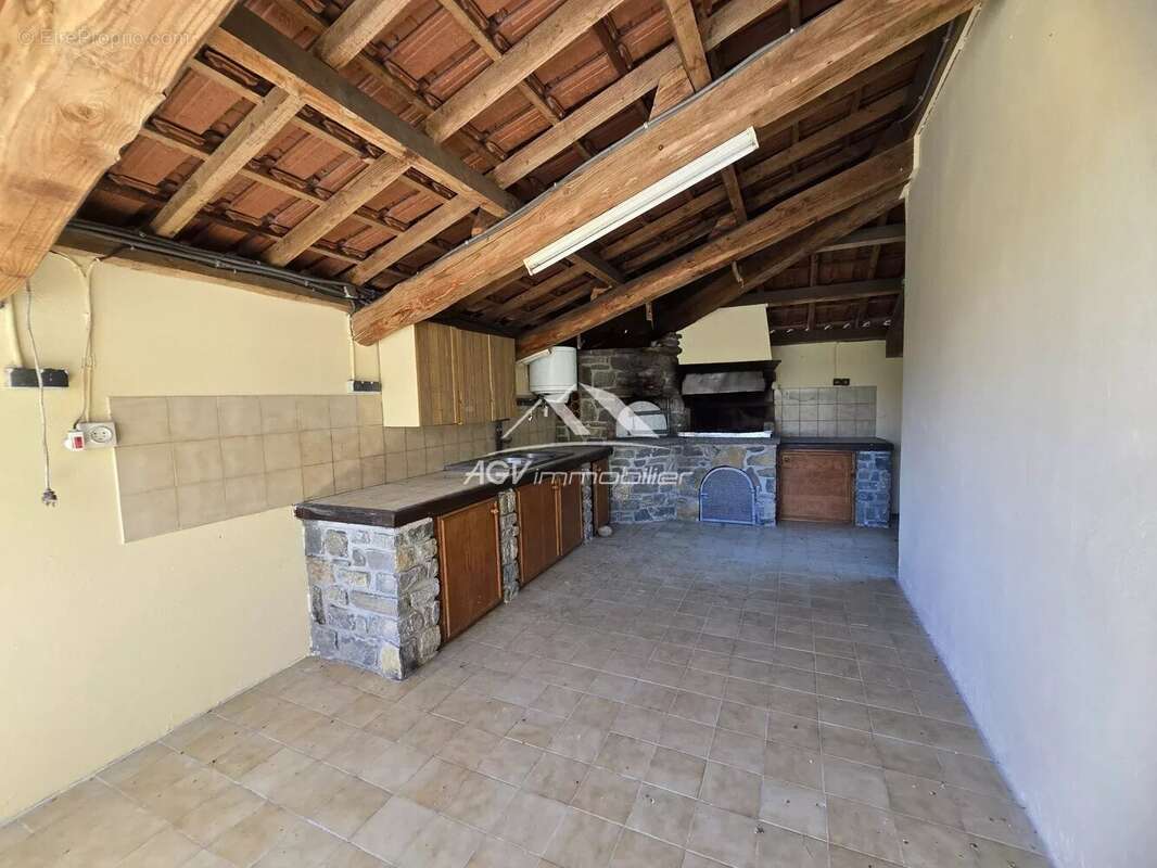 Maison à SAINT-JEAN-DE-VALERISCLE