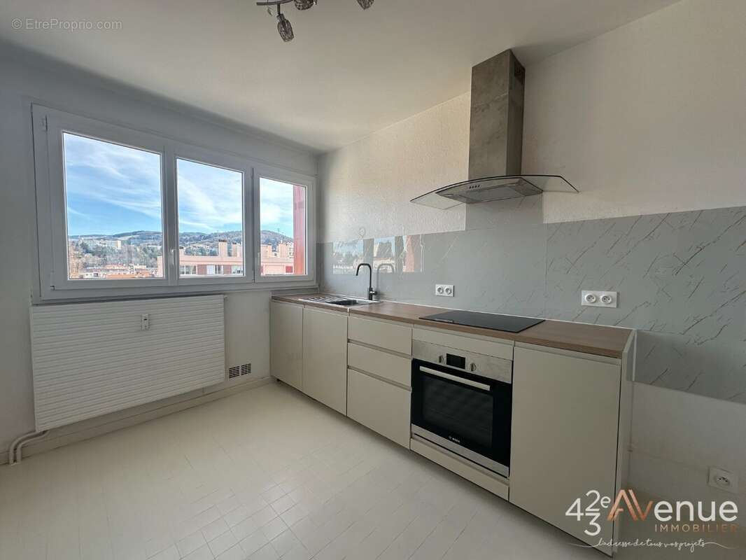 Appartement 67 m² à Saint-Etienne  - photo 5