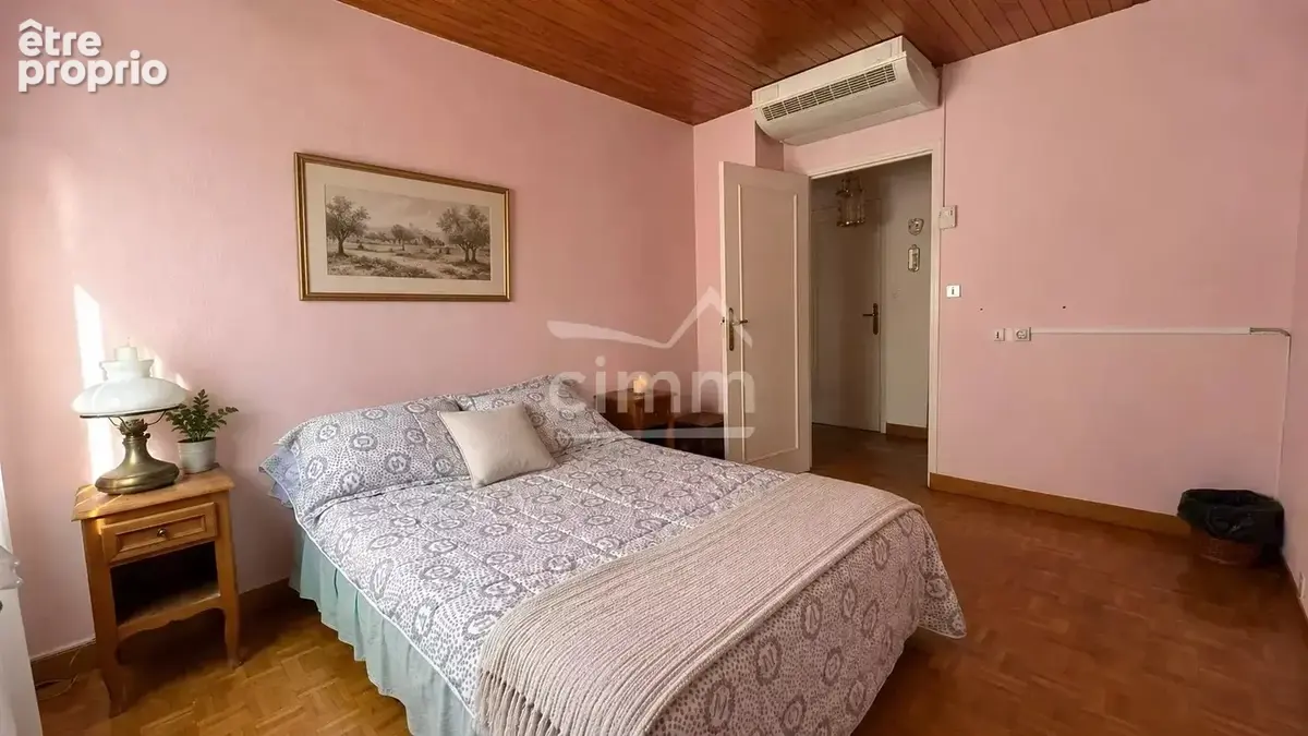Maison individuelle t2+t5 avec piscine et terrain - photo 9