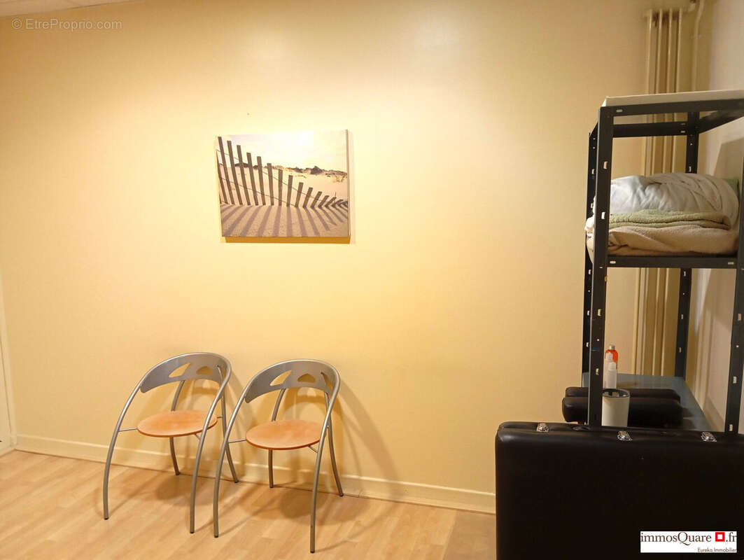 Commerce à FERNEY-VOLTAIRE