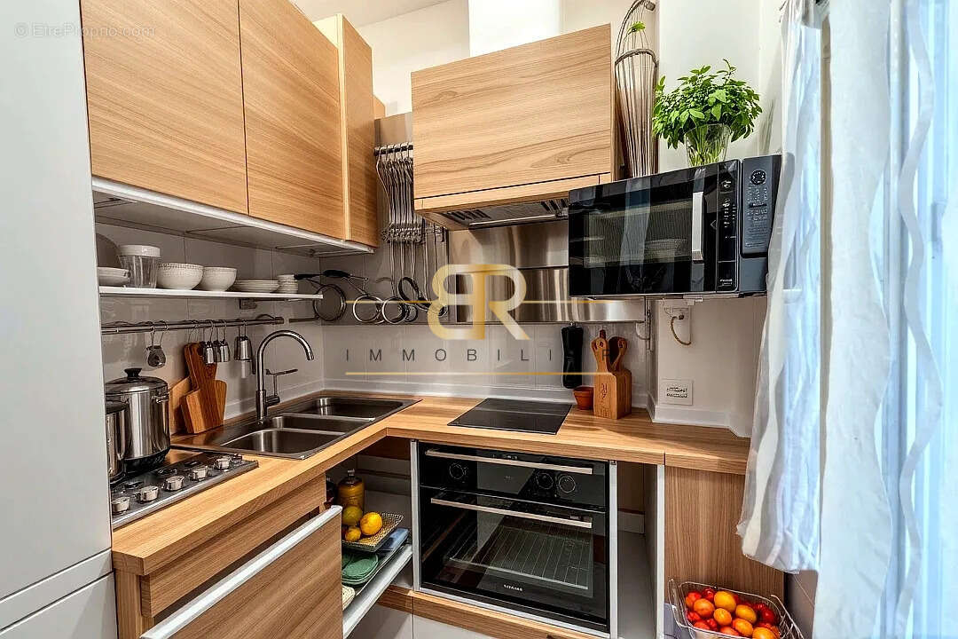 Appartement à PARIS-9E