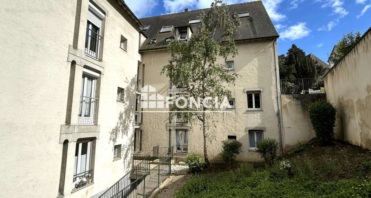 Chartres basse ville et 10 min de la gare - appartement de 2 pieces en duplex - photo 12