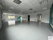 Commerce à VABRES-L'ABBAYE