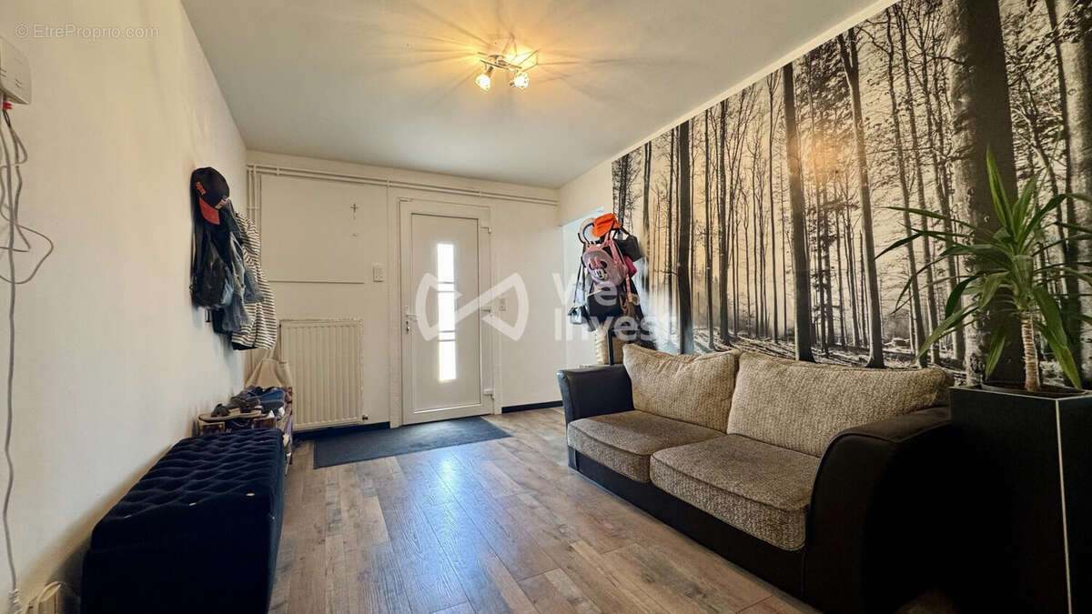 Maison 137 m² à Saint-Joire  - photo 6