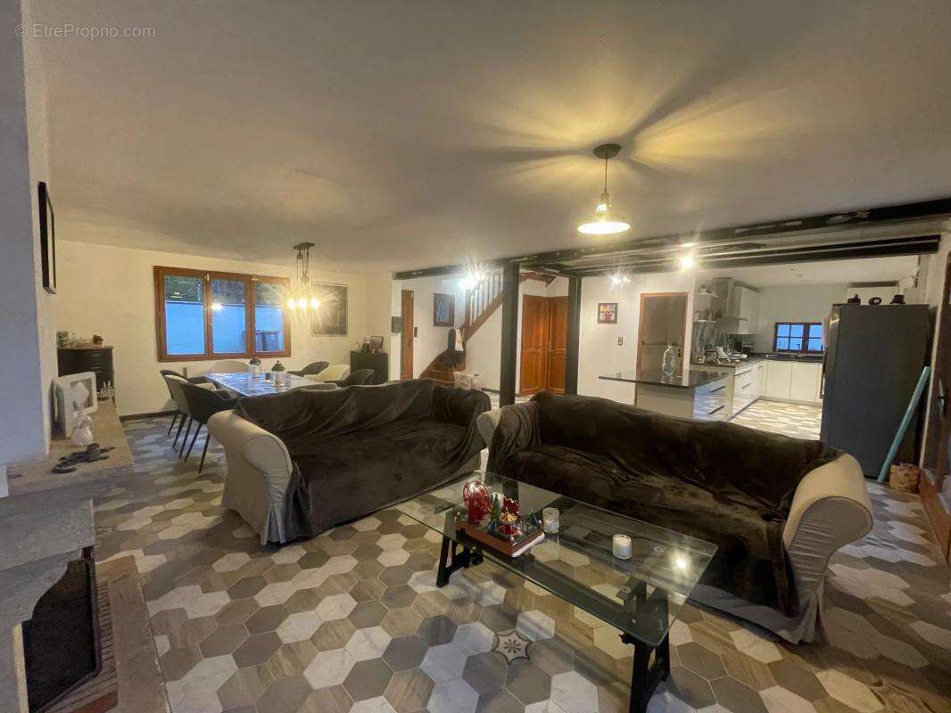 Maison à ROSNY-SUR-SEINE