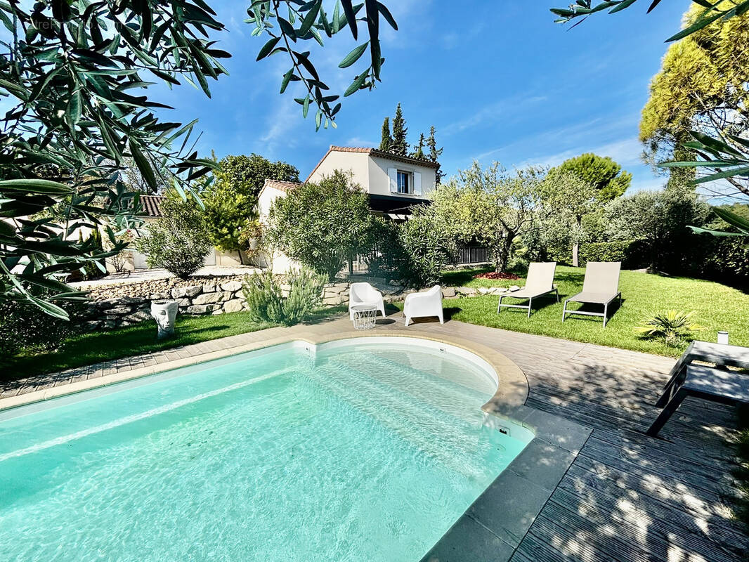 Maison à MALAUCENE