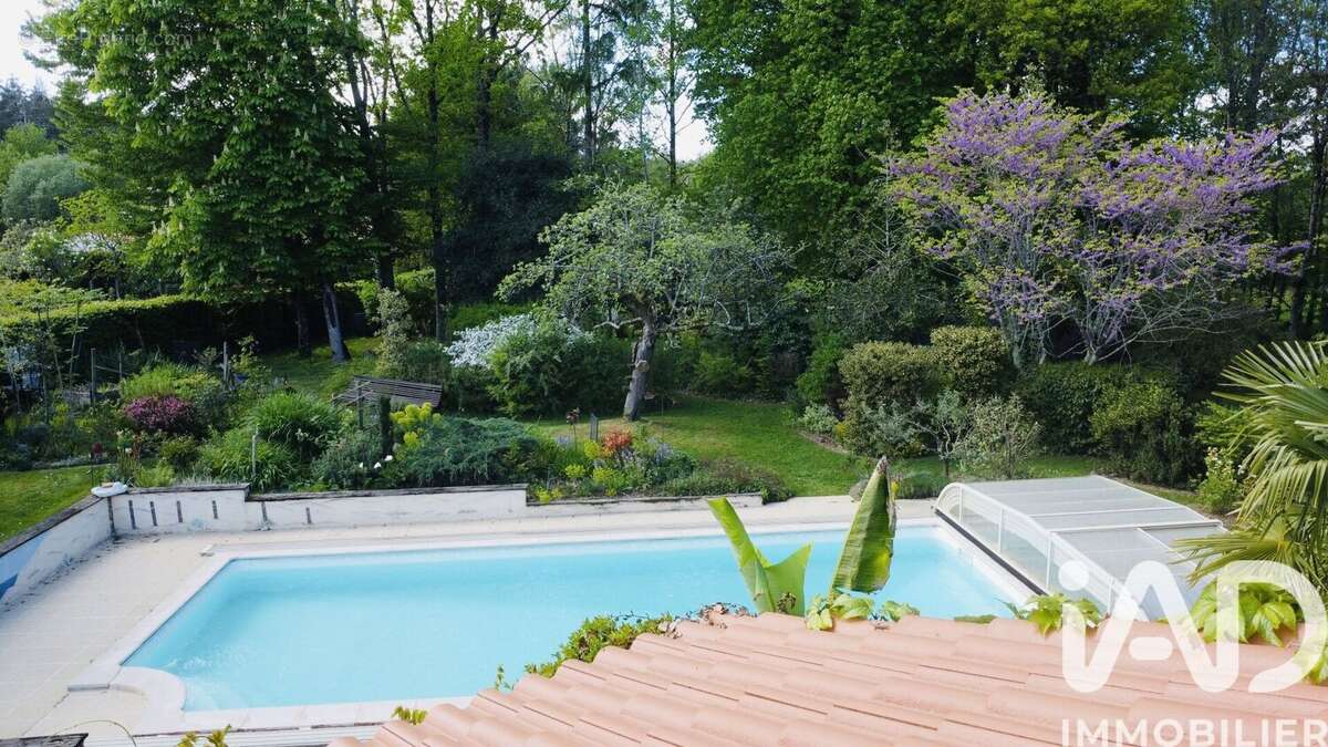 Maison 129 m² à Chateau-Guibert  - photo 2