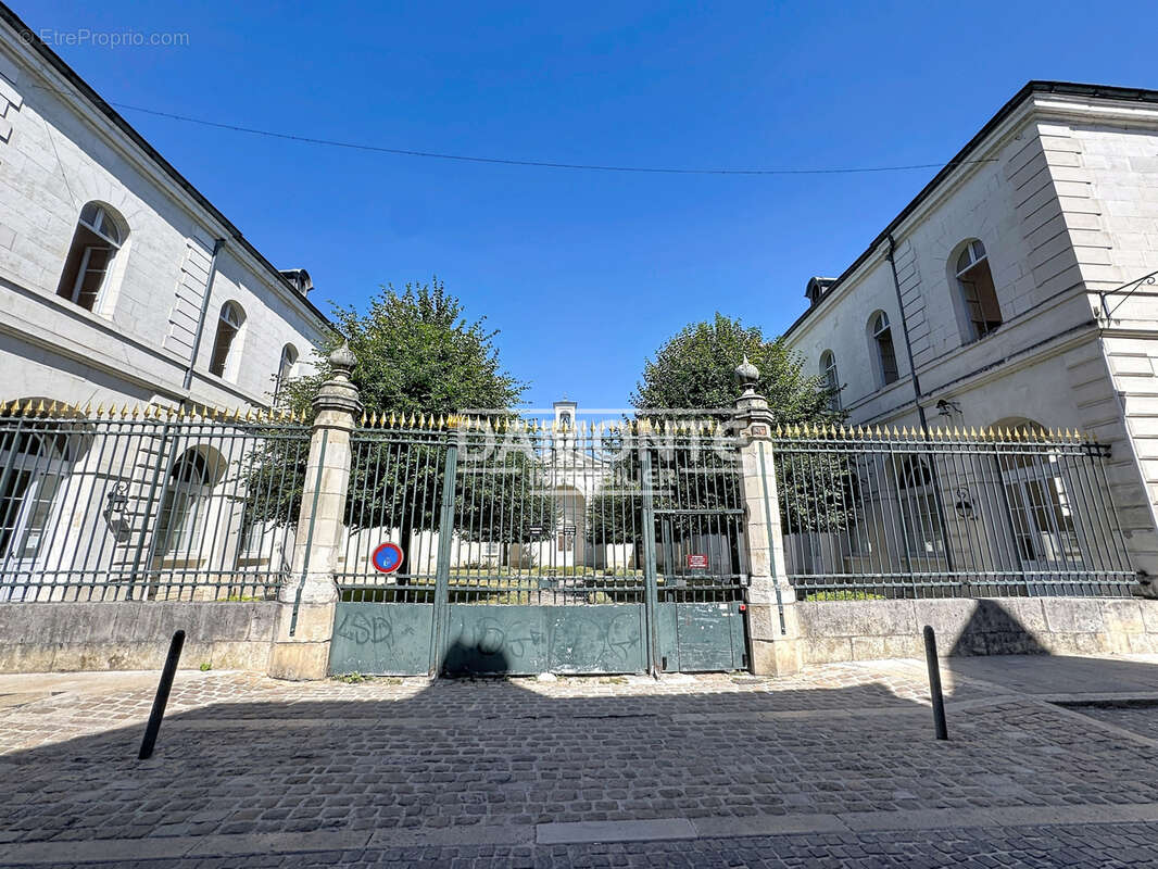 Appartement T3 - Bouchon de champagne - Cathédrale - photo 11