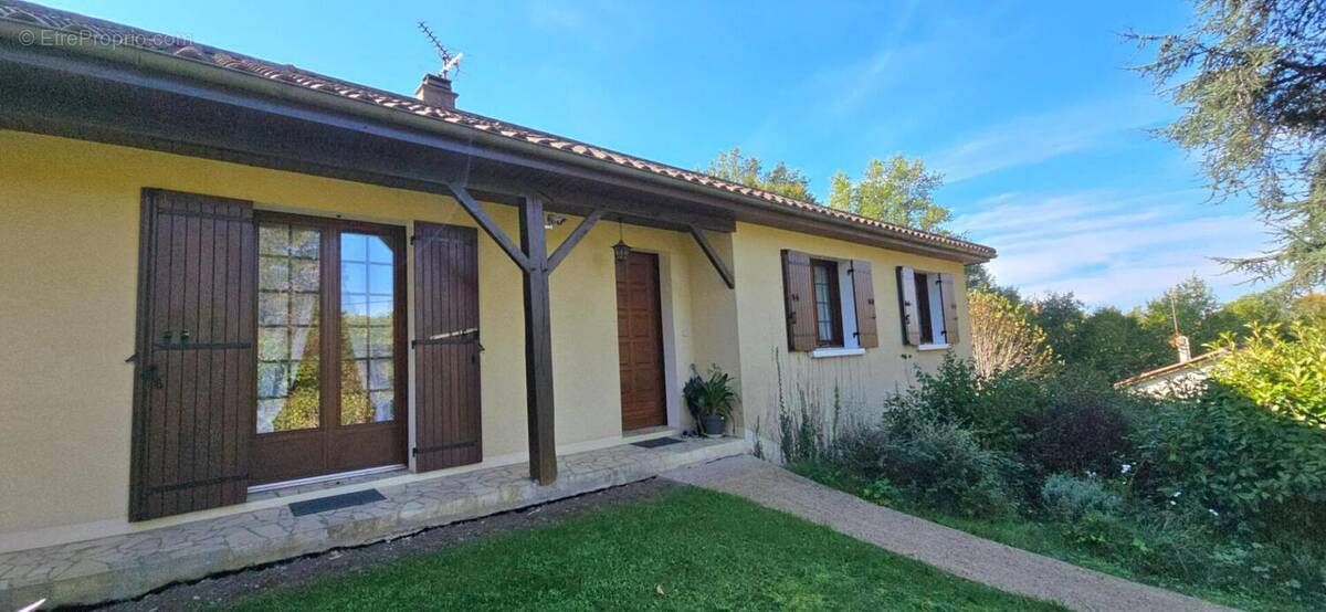 Maison à COULOUNIEIX-CHAMIERS