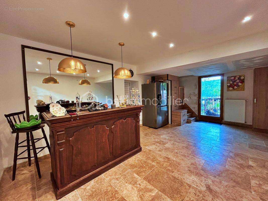 Maison à SAINT-LEGER-EN-YVELINES