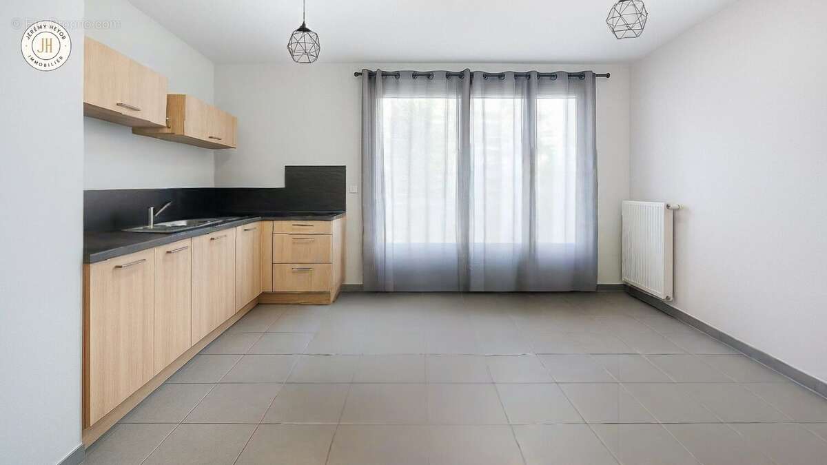 Appartement à SAINT-PRIEST