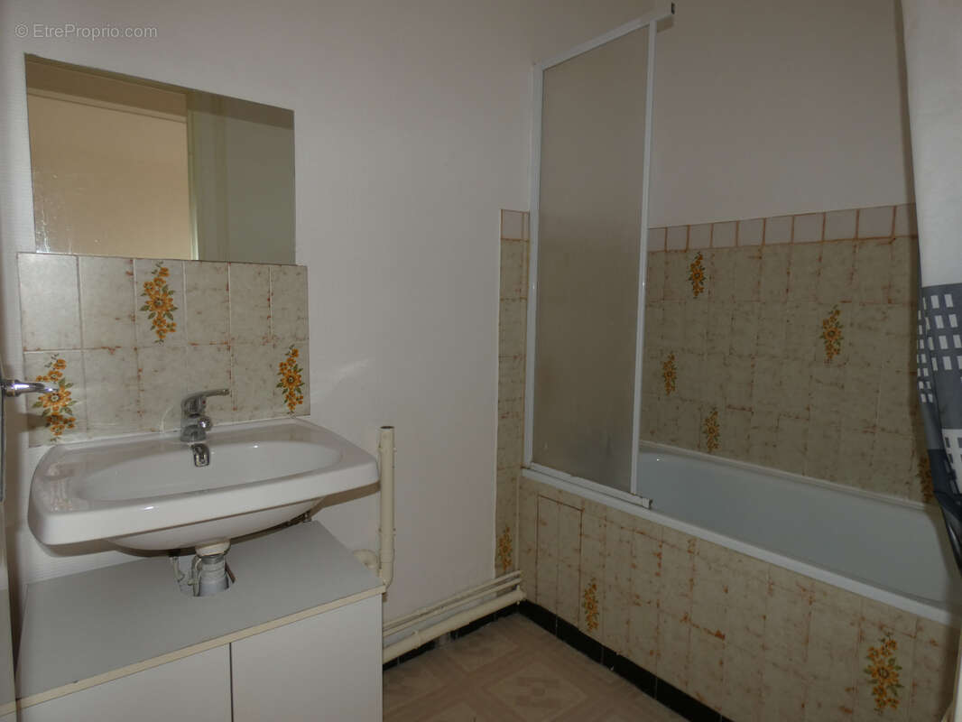 Appartement à MIGENNES