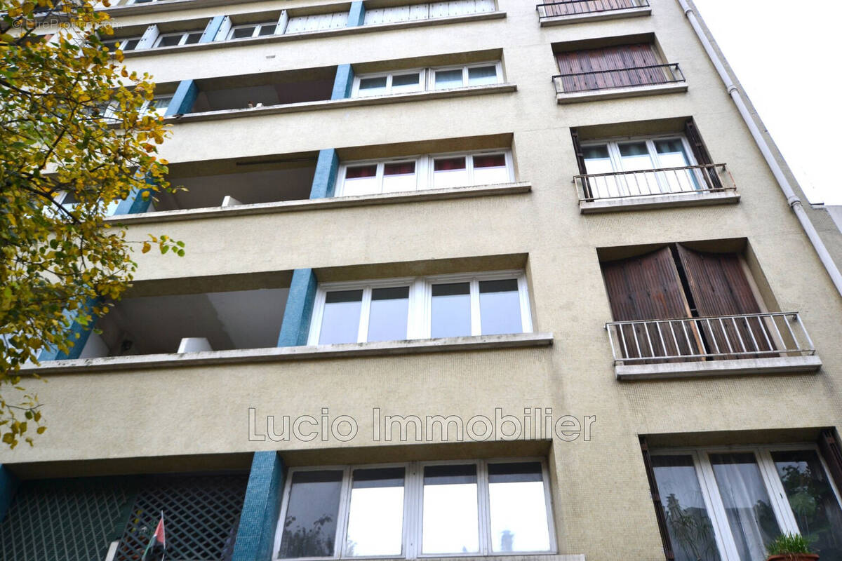 Appartement à SAINT-DENIS