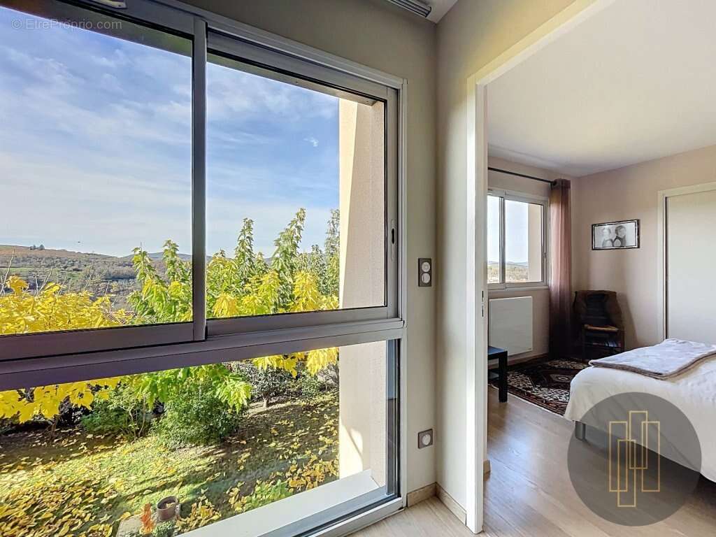 Maison à SAINT-PIERRE-LA-PALUD