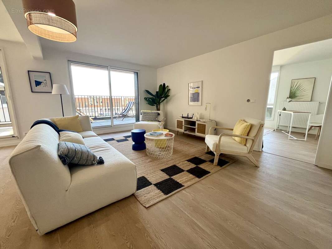 Appartement à BORDEAUX