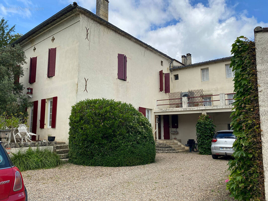 Maison à MONTCARET