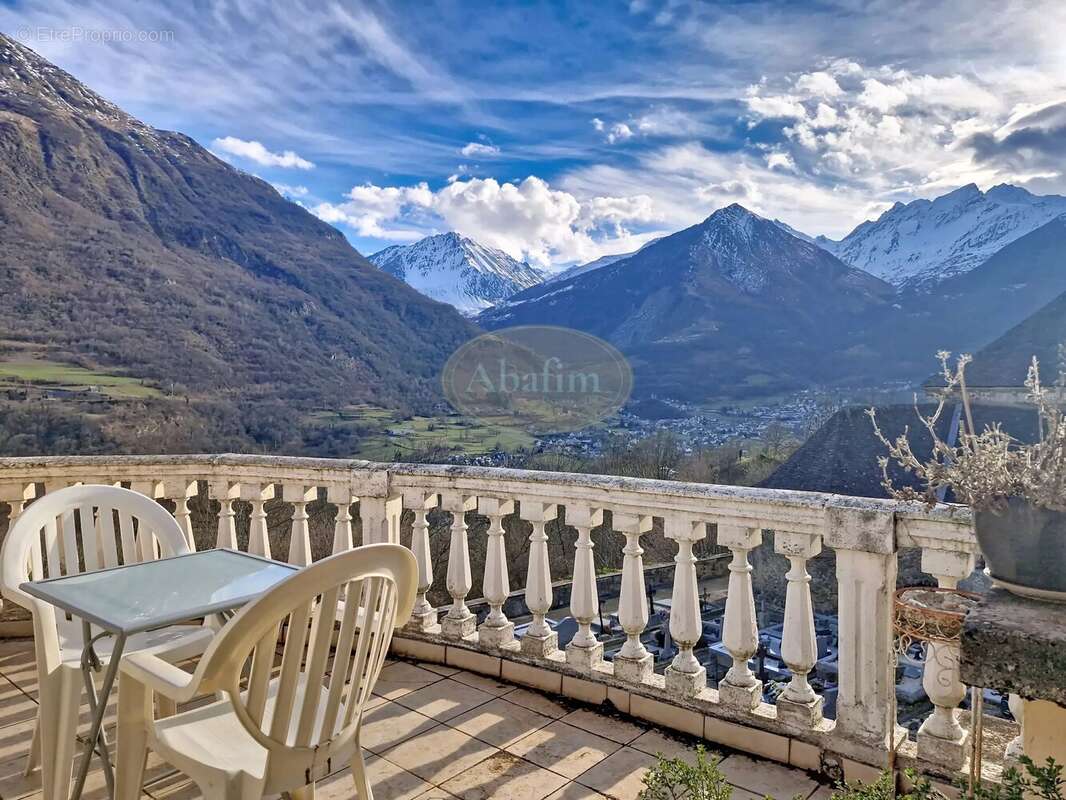 Maison à LUZ-SAINT-SAUVEUR