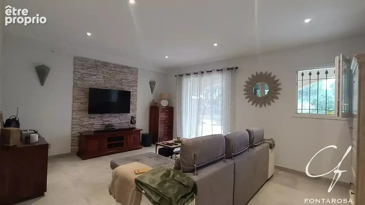 Maison 4 pièces 99 m² à vendre à Le Muy (83490) - photo 2
