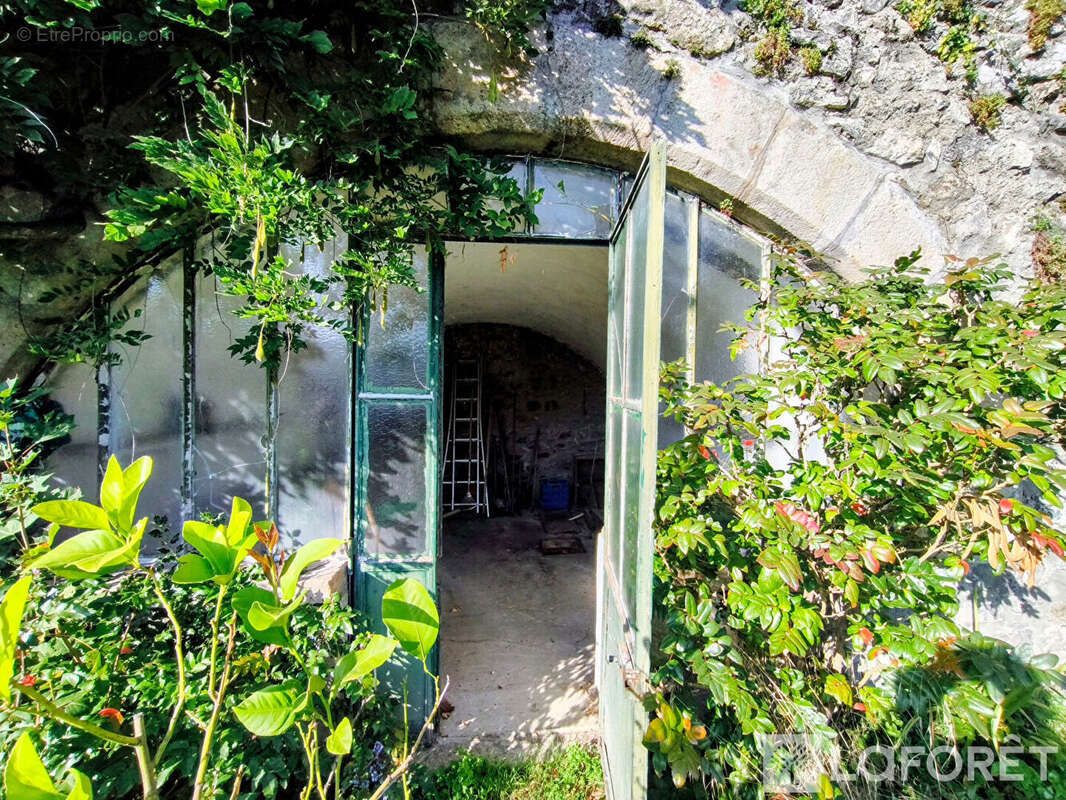 Maison à ESPALY-SAINT-MARCEL