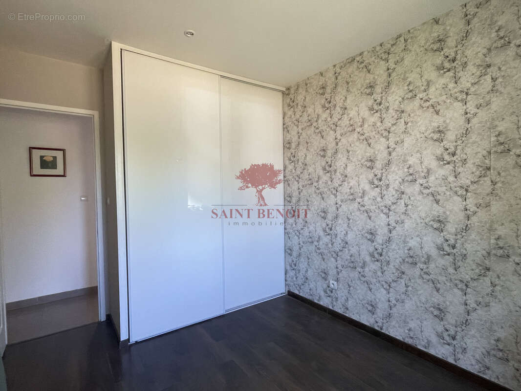 Rare gignac a vendre villa de plain pied de 85m2 de type t4 - photo 10