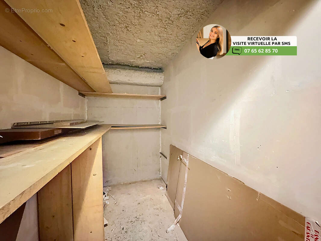 Appartement à SAINT-LAURENT-DU-VAR