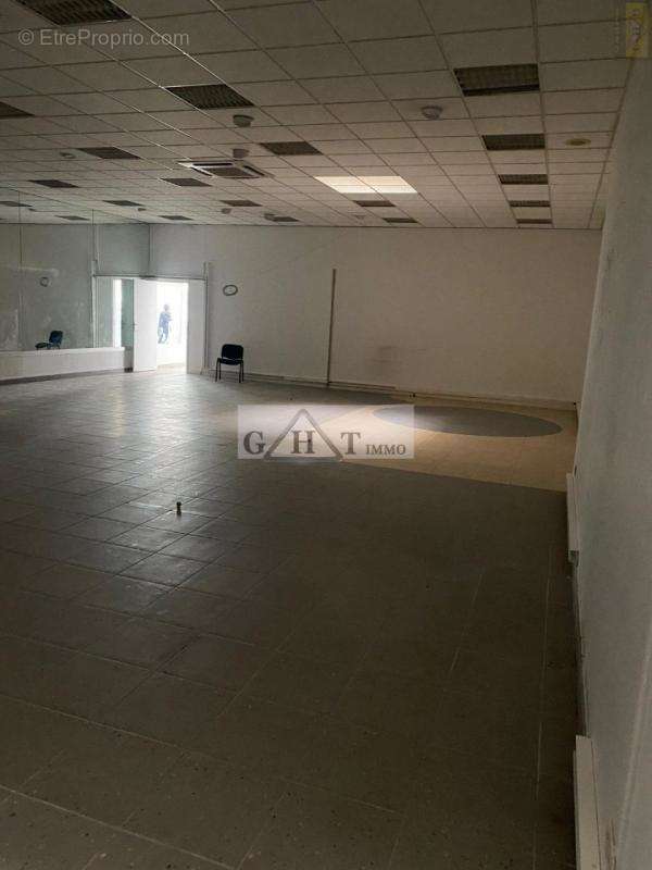 Commerce à MAISONS-ALFORT