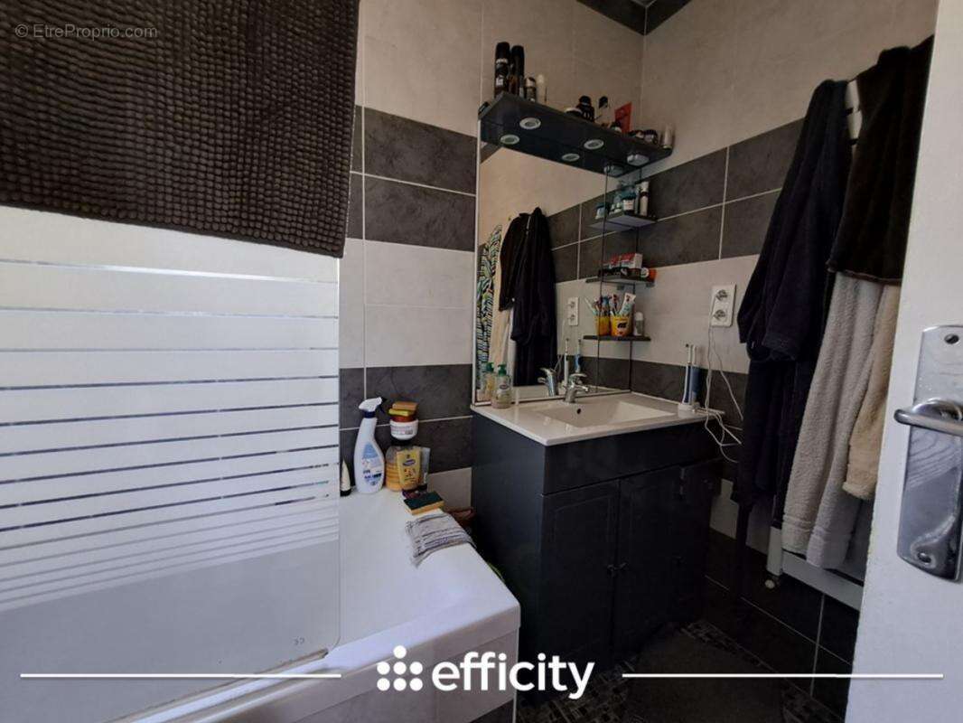 Maison à PLONEOUR-LANVERN