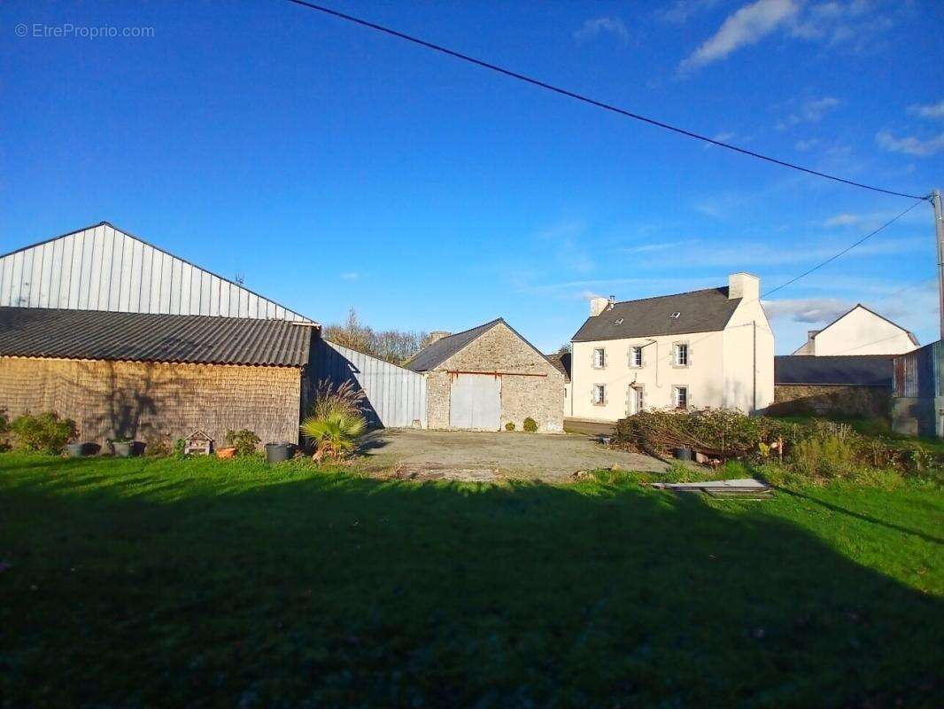 Maison à SAINT-MEEN