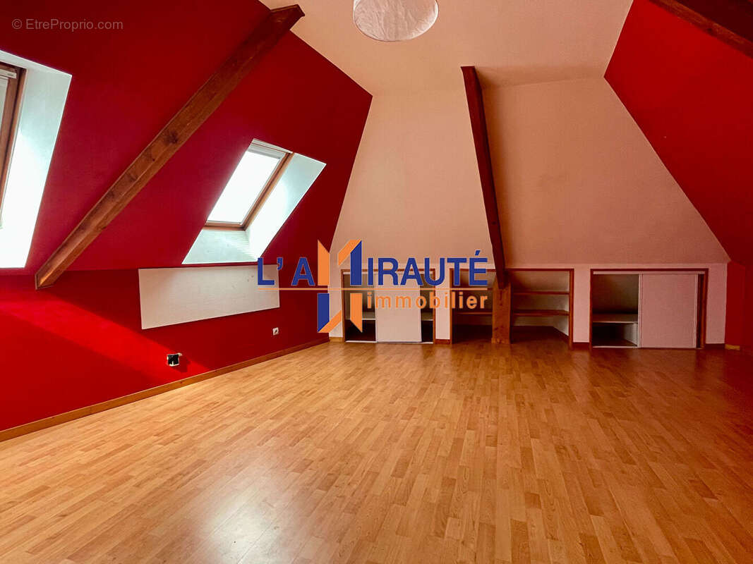 Appartement à HOUILLES