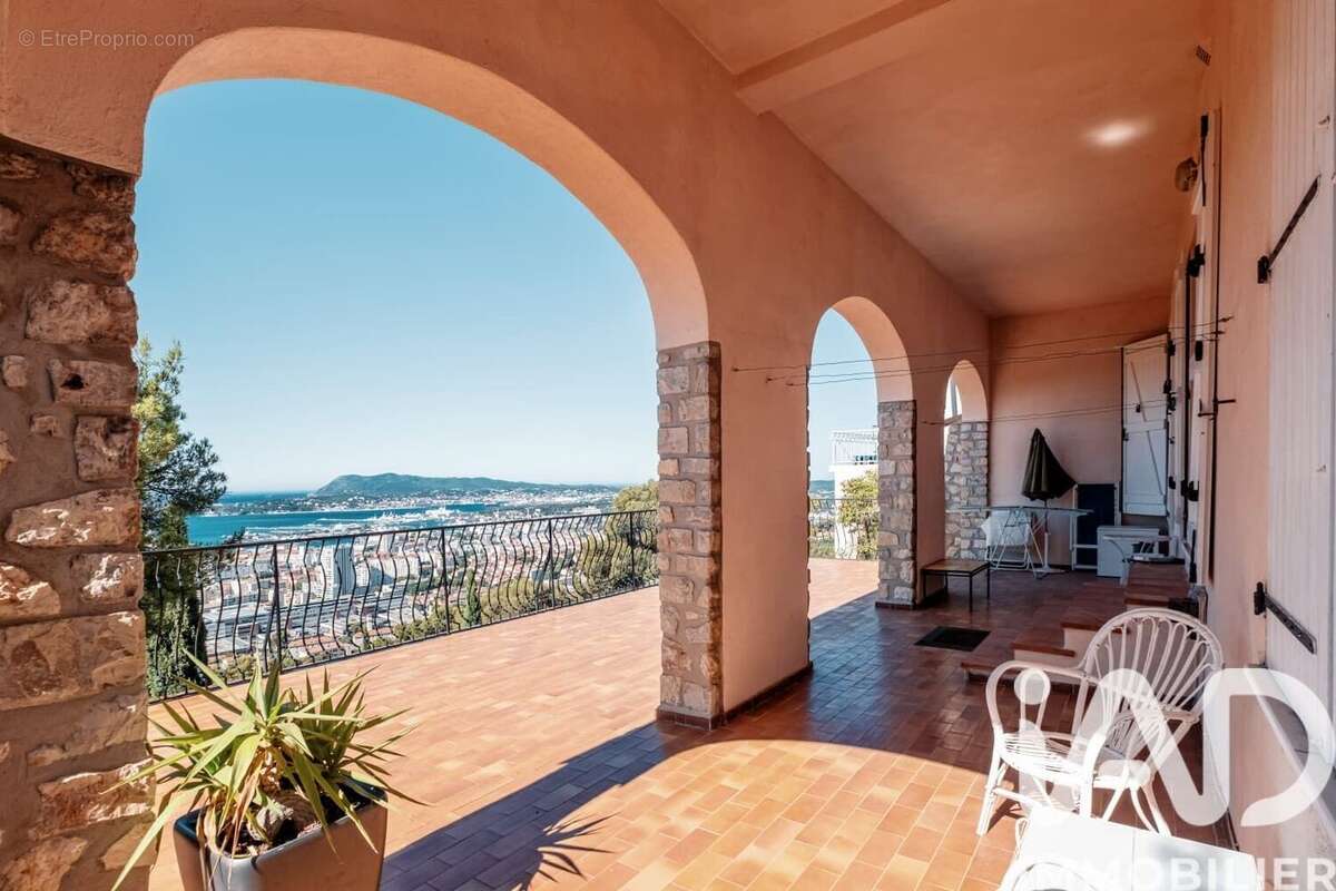Photo 2 - Maison à TOULON