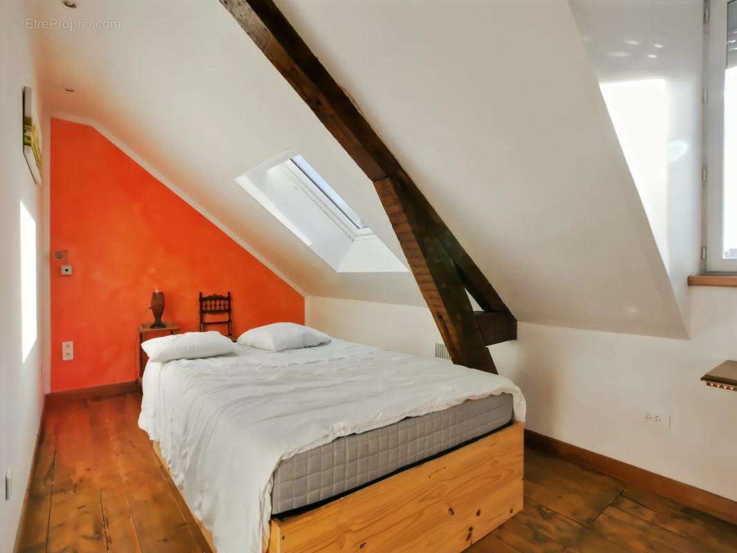 Appartement à SAINT-YRIEIX-LA-PERCHE