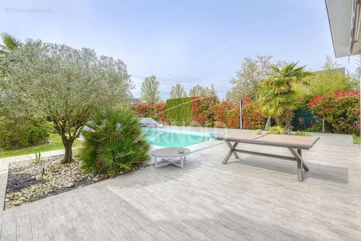 Maison à LA CHAPELLE-SUR-ERDRE