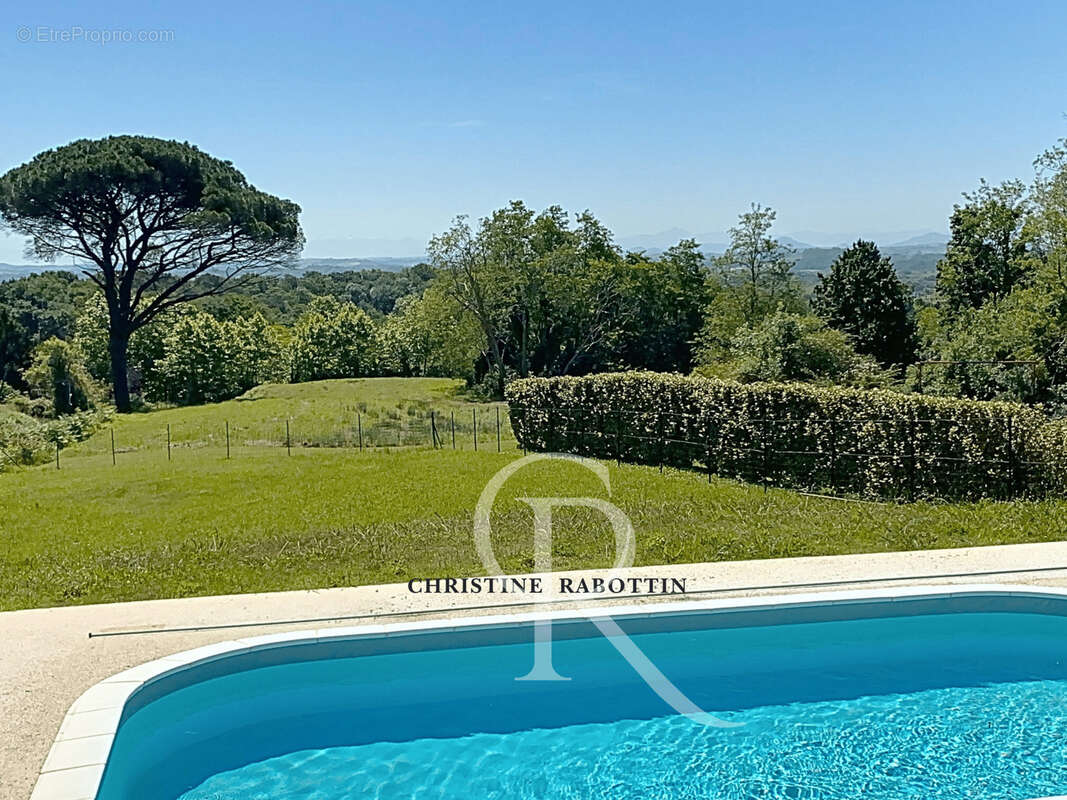 Maison à SAINT-MARTIN-DE-SEIGNANX