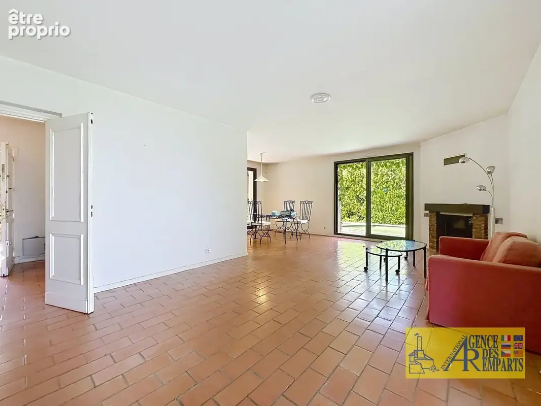Villa 6 pièces avec piscine et vue mer Les Hauts de Vaugrenier - photo 7