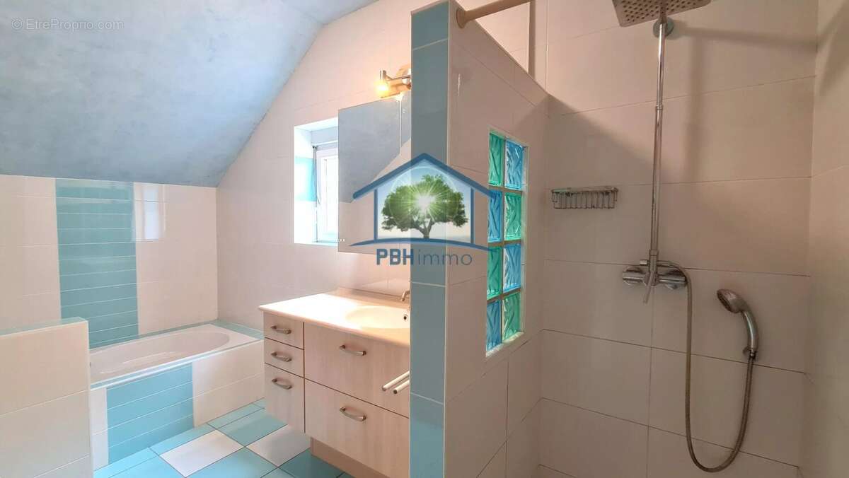 Maison à OBERROEDERN