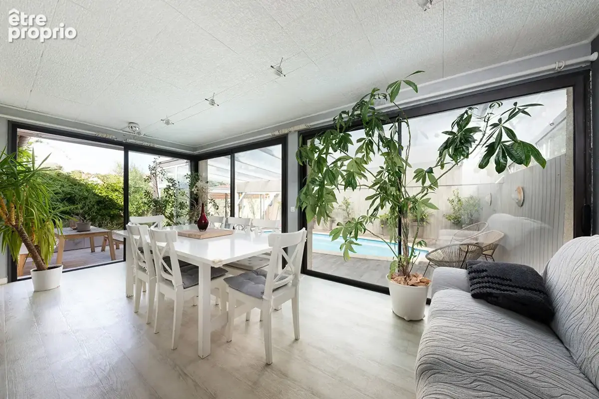 Maison Vaires Sur Marne 6 pièce(s) 152.63 m2 - photo 7