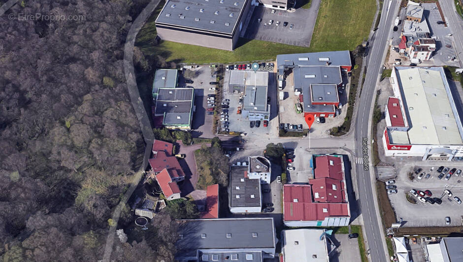 Commerce à MISEREY-SALINES