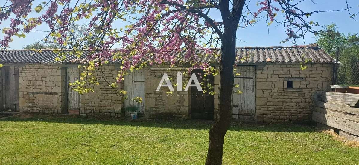 Maison à BRETTES