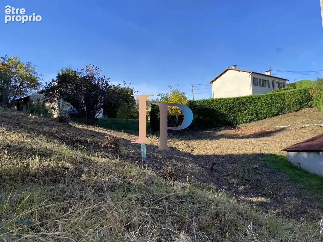 Terrain 840 m² à Cours-La-Ville  - photo 3