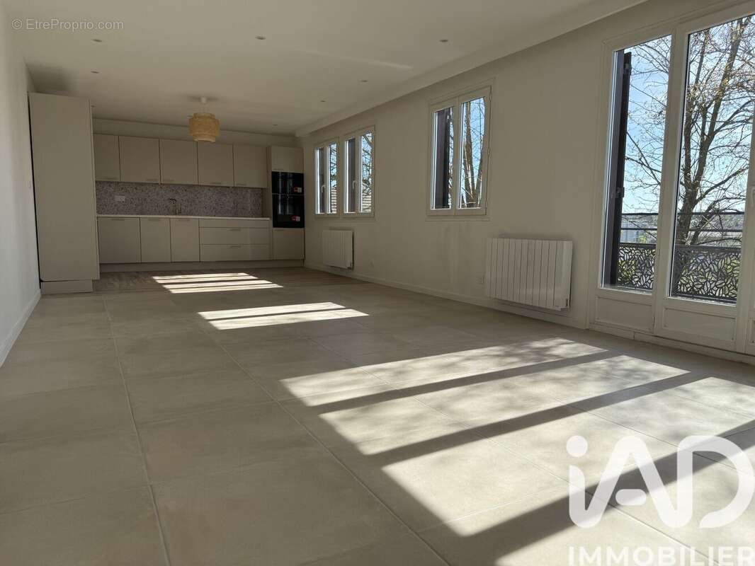 Photo 4 - Maison à CORBEIL-ESSONNES