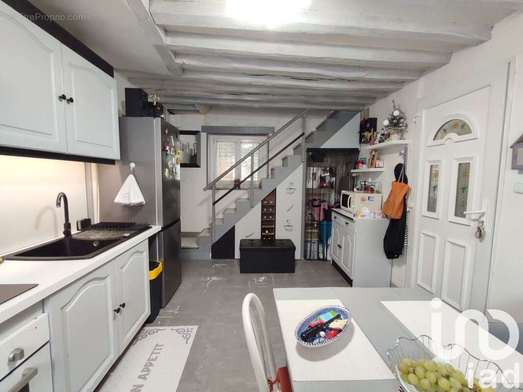 Photo 8 - Maison à LE MESNIL-AUBRY