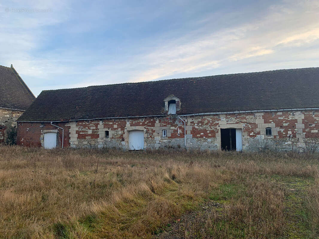 Maison à ESTREES-SAINT-DENIS